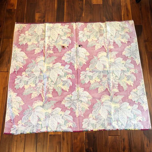 Vintage Fabric / Tablecloth Floral Flowers Leaves Rectangle 44x37" - Picture 6 of 6